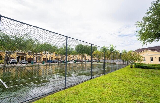 Building Photo - 15029 SW 8th Terrace