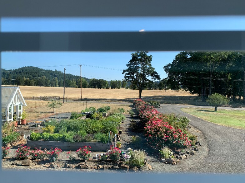 Building Photo - 80082 Sears Rd