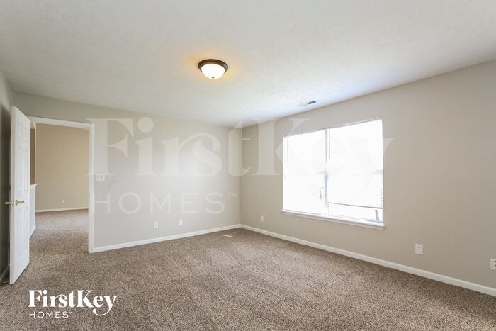 Building Photo - 5621 Wynridge Ct