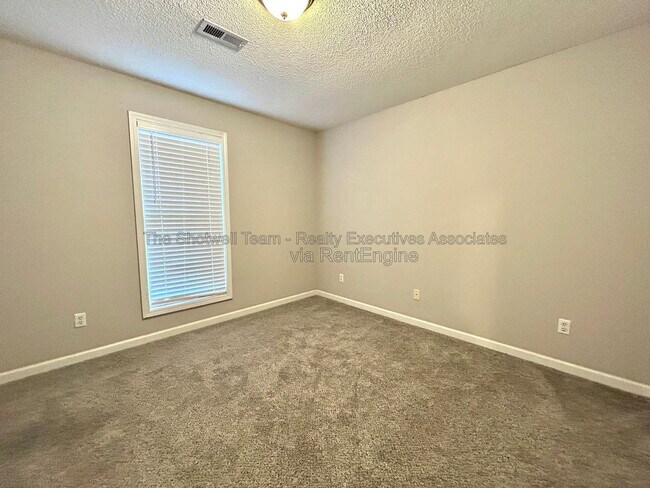 Building Photo - 4255 Vercelli Ln