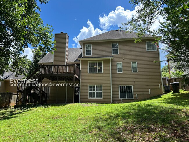 Building Photo - Limited Time Special Offer / Spacious 4 Bedroom Home in Suwanee / Large Yard / Pet Friendly