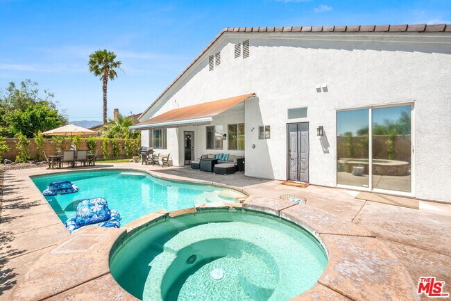 Building Photo - 3260 N Avenida San Gabriel Rd