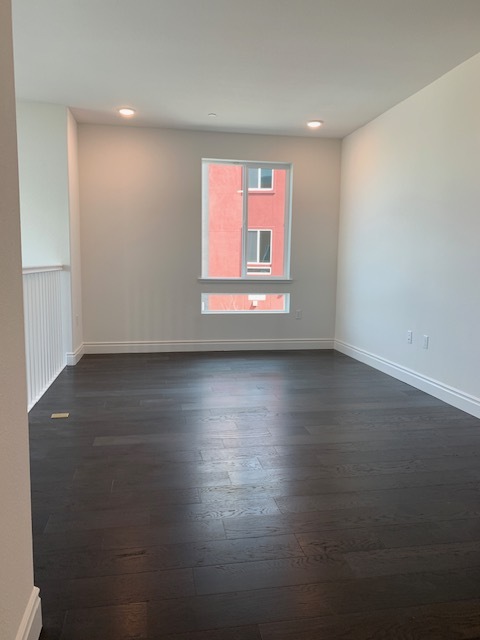 2nd Flr Loft - 3959 Summit Rd