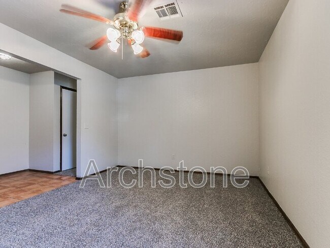 Building Photo - 5216 Coble St