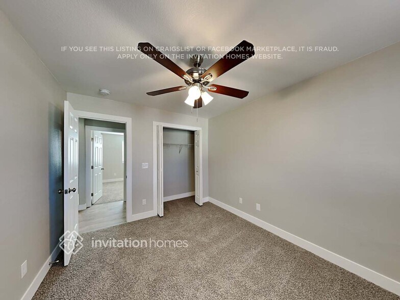 Building Photo - 1375 Legend Oak Dr