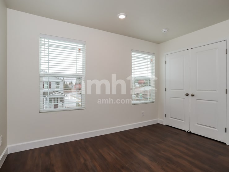 Building Photo - 6553 Enlightenment Dr