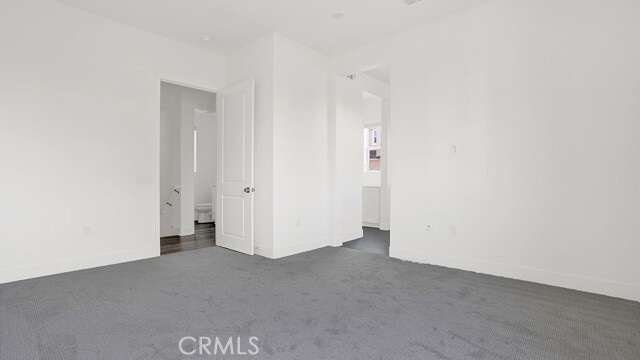 Building Photo - 401 Junco