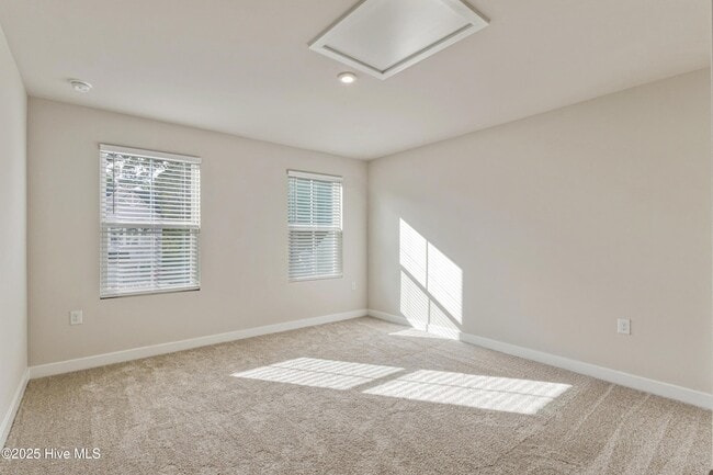 Building Photo - 2084 Parow Ln NW