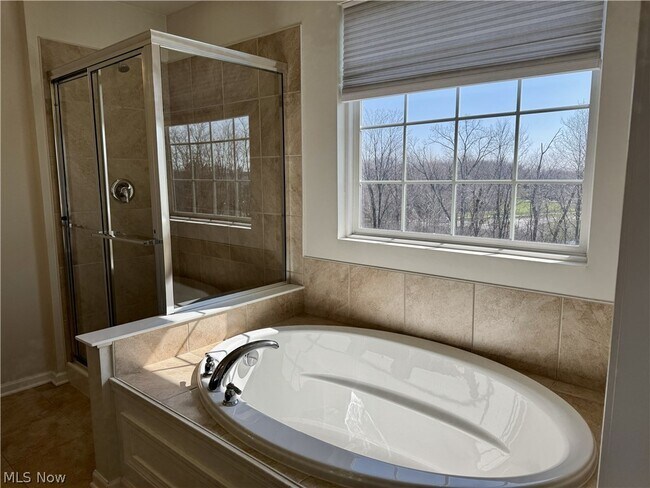 Building Photo - 6648 Park Pointe Ct