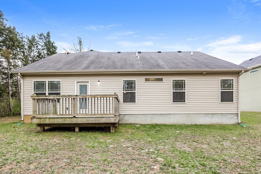 Building Photo - 792 Harvest Grove Dr