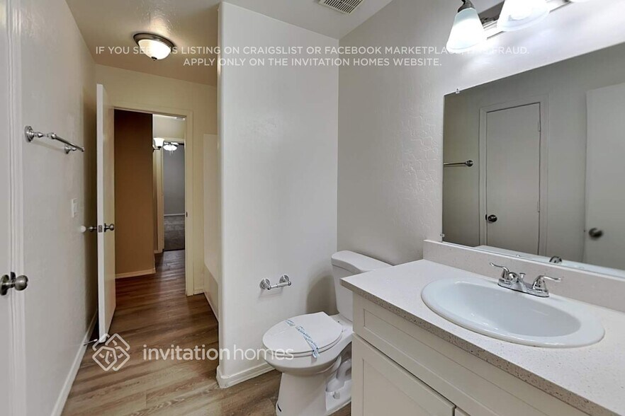 Building Photo - 13383 W Watson Ln