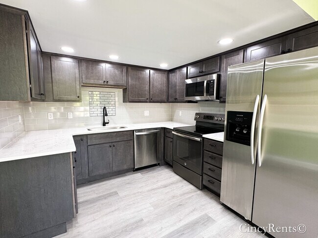 Building Photo - 416 High St