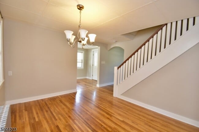 Building Photo - 334 Oak Ridge Rd