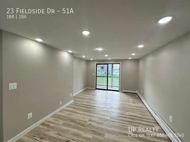 Building Photo - 23 Fieldside Dr