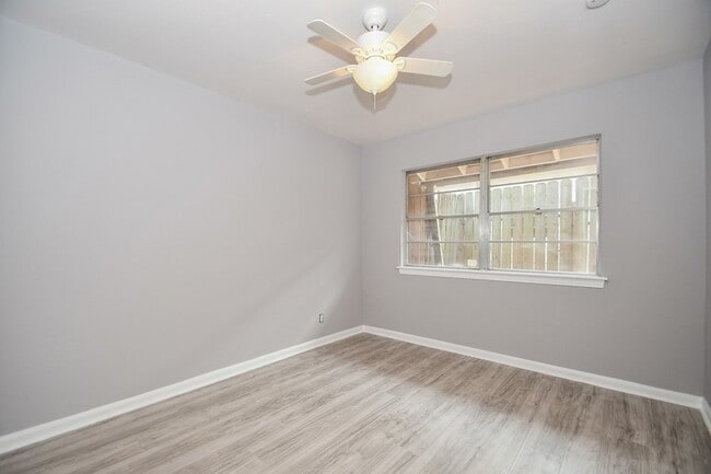 Building Photo - 5330 Windswept Ln