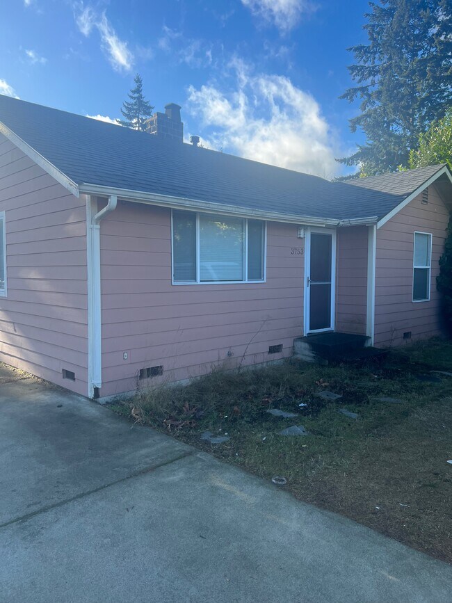 FRONT - 3753 S 170th St
