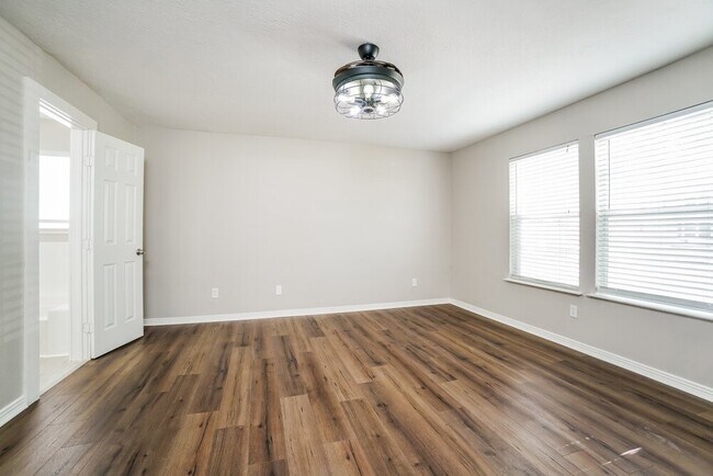 Building Photo - 22023 Soft Pines Ct