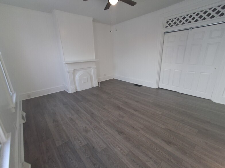 Building Photo - 28 Western Ave