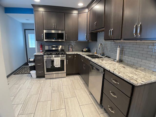 Building Photo - Fully Furnished Home in The Uplands