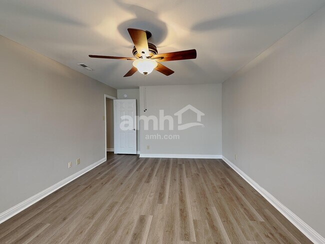 Building Photo - 2938 Treehouse Pass