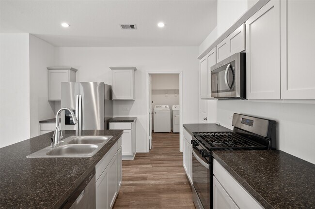 Building Photo - 5742 Indigo Ridge Ct