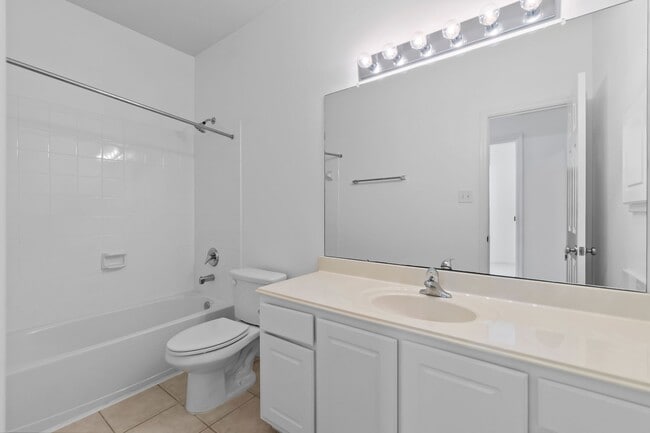 Building Photo - 72 S Piper Trace