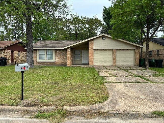 Primary Photo - 12211 Wood Spring Ln