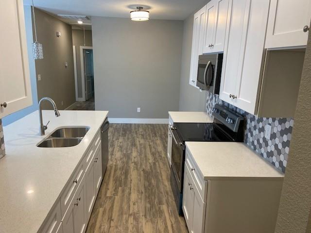 Building Photo - 8006 Doreen Ave