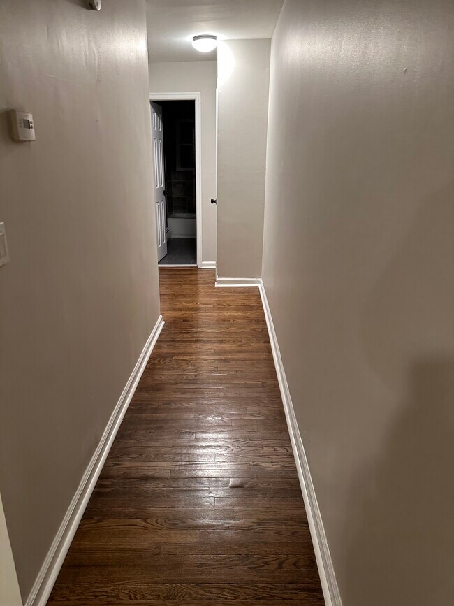 Building Photo - 64 40th St