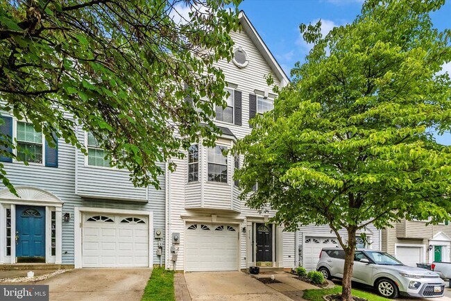 Building Photo - 7115 Oberlin Cir