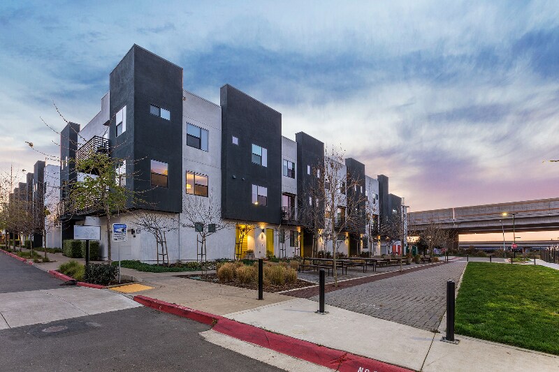 Building Photo - 1517 Prescott St