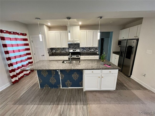 Building Photo - 16013 Cambria Cove Blvd