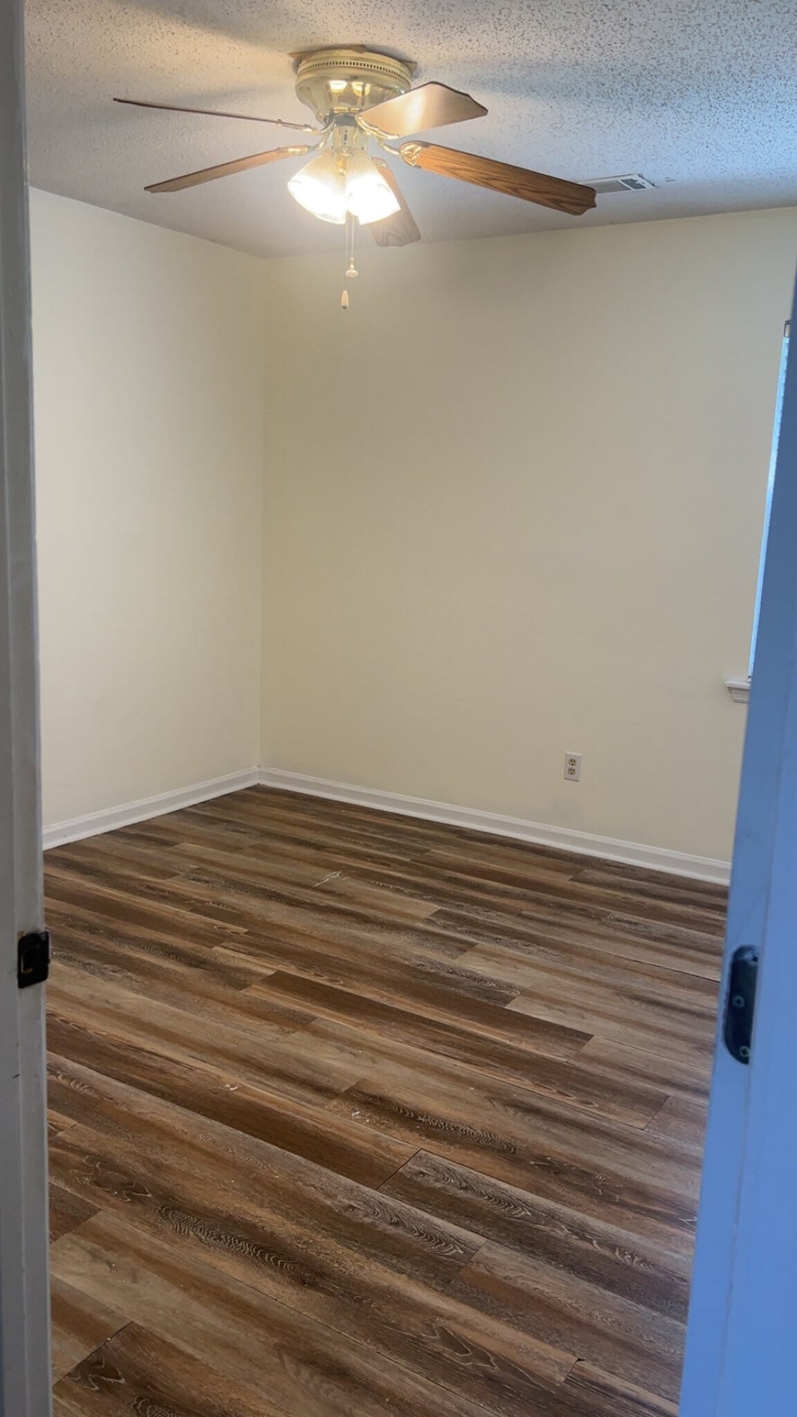 Building Photo - 3622 Pebble Creek Dr