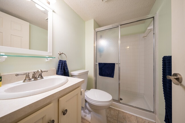 Building Photo - 6045 Covington Terrace