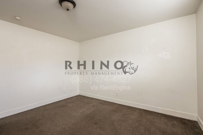 Building Photo - 1767 Willowbrook Dr