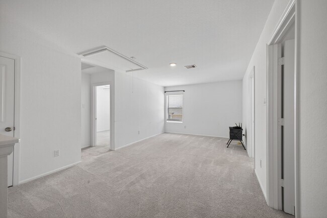 Building Photo - 1519 Twilight Grn Dr