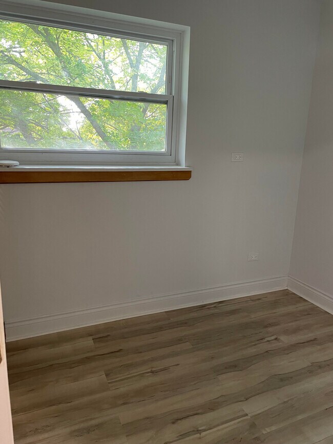 Third bedroom/office/Den - 2200 N Leamington Ave