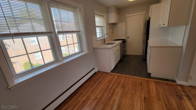 Building Photo - 143 Ridge Rd