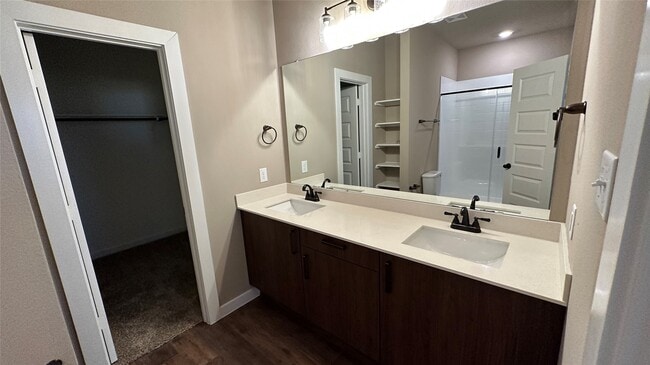 Building Photo - 9820 Grosbeak Ln