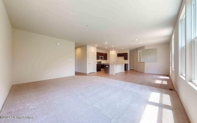 Building Photo - 7618 Fair Ln