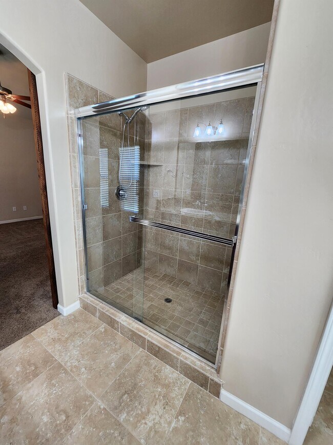 Building Photo - 13710 Onyx Night Dr