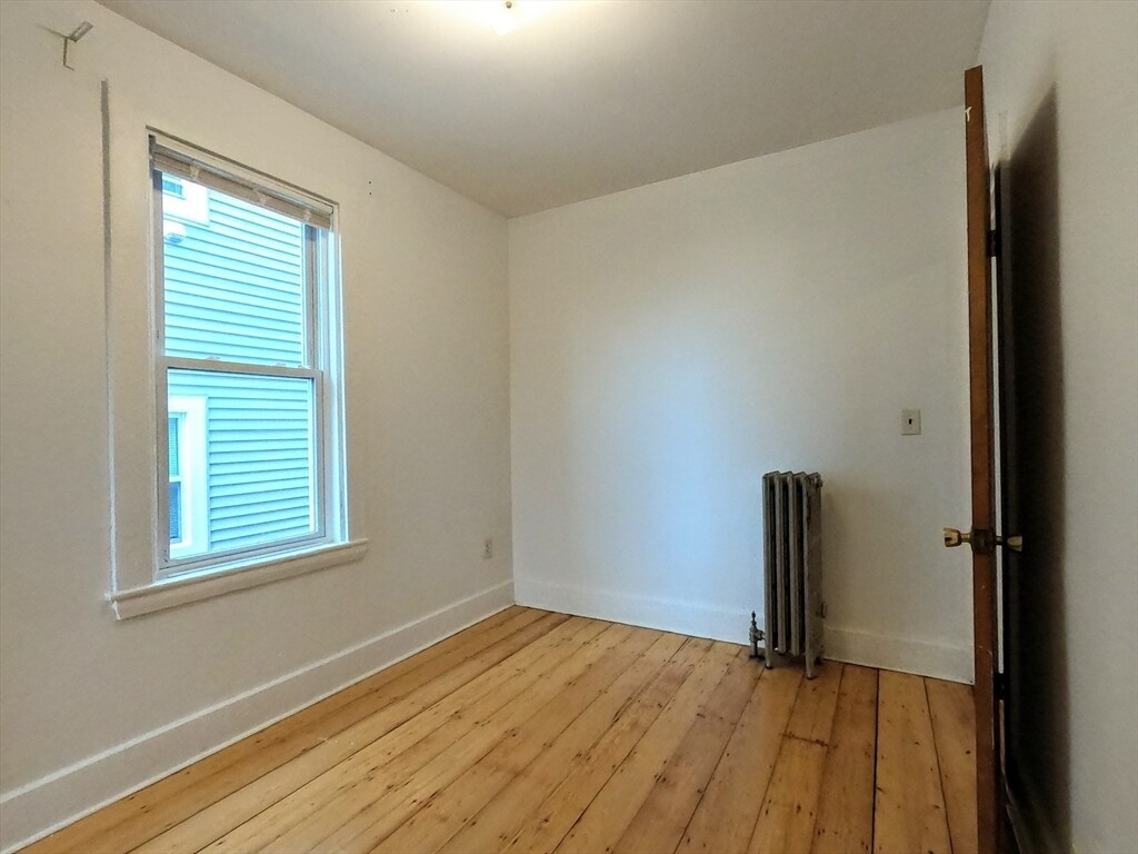 Building Photo - 90 Wenham St