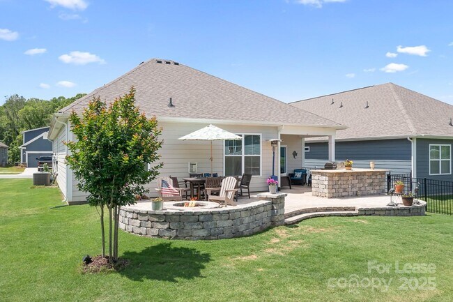 Building Photo - 5058 Antebellum Dr