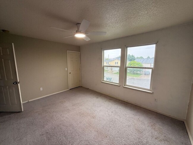 Building Photo - 169 W Tehuti Ct