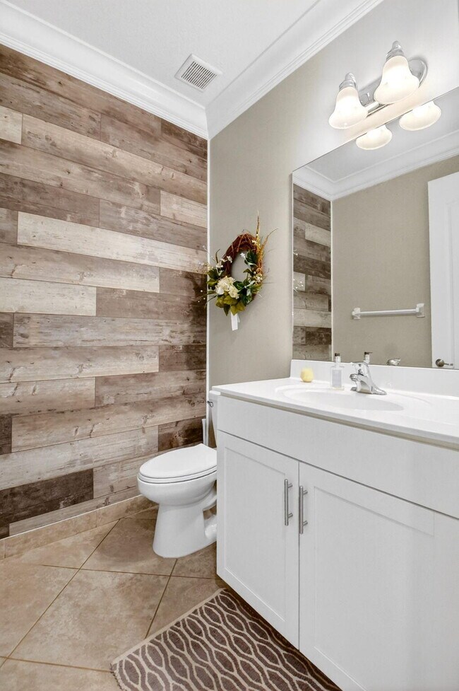 Building Photo - 9062 Gulf Cove Dr