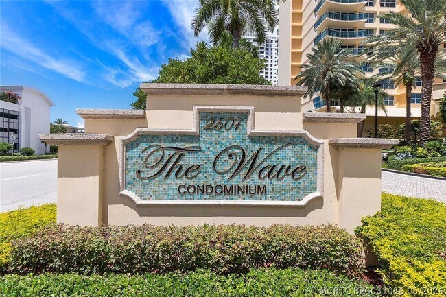 Building Photo - 2501 S Ocean Dr