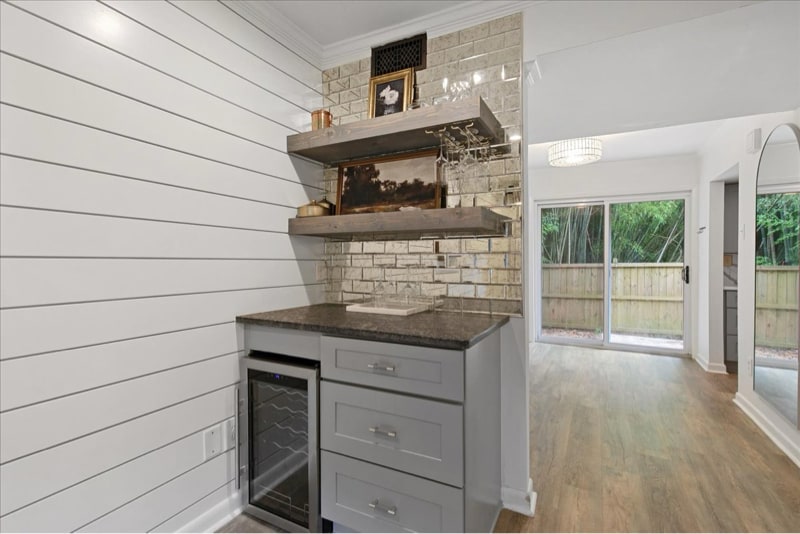 Building Photo - 100 Biscayne Dr NW