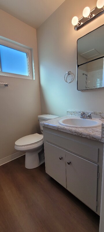 Building Photo - 1830 10th Ave