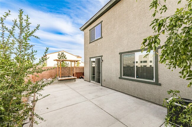 Building Photo - 7716 Plumbush Ct