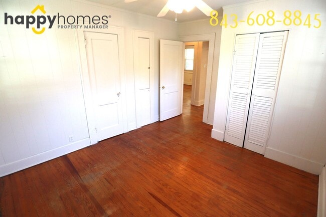 Building Photo - Cozy 2 bedroom 1 bath home in trendy Riverland Terrace!